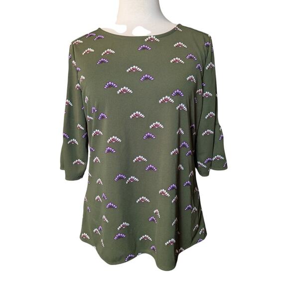 Ann Taylor Women's Medium Green Floral Blouse Half Ruffle Sleeve - Picture 1 of 8